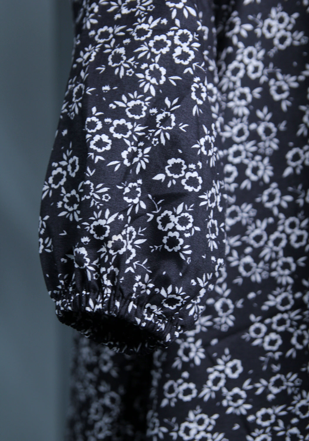 Black Namaz Chadar Flower Print