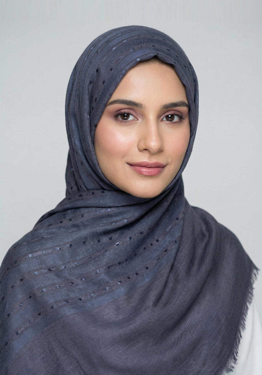 Ava Cotton Hijab - Navy Blue