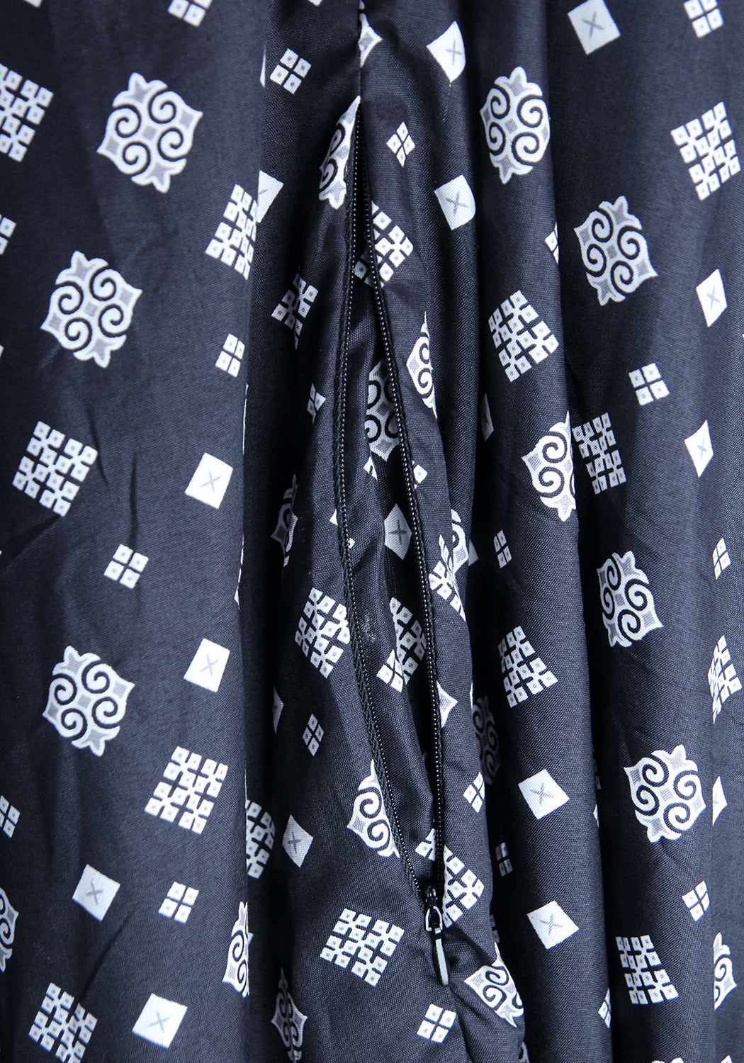 Black Namaz Chadar Design 2